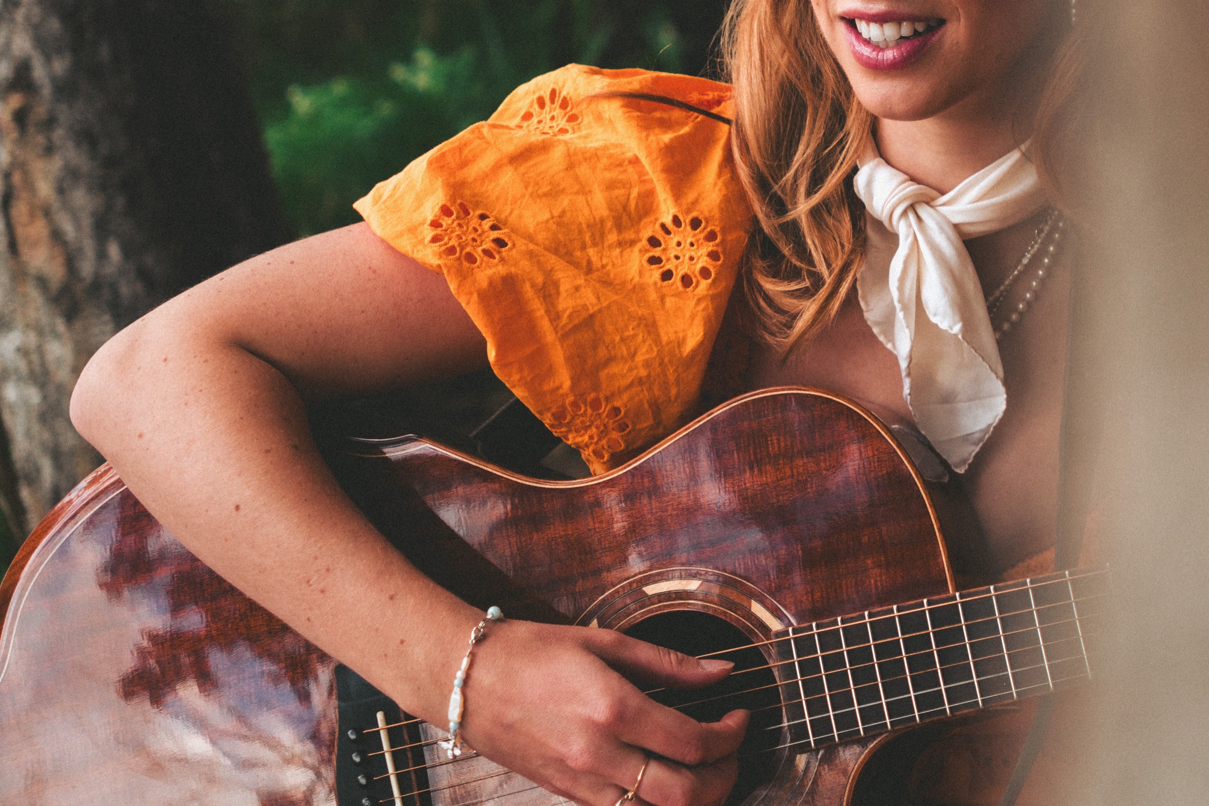 Hannah Avery portrait with country styling